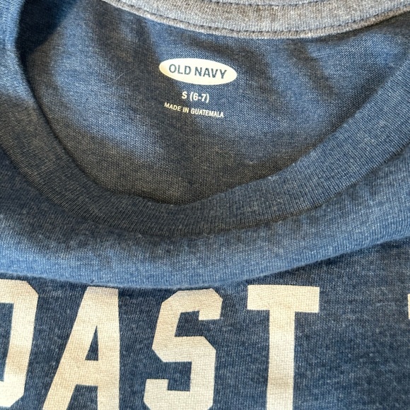 Old Navy graphic t-shirt - Picture 3 of 3
